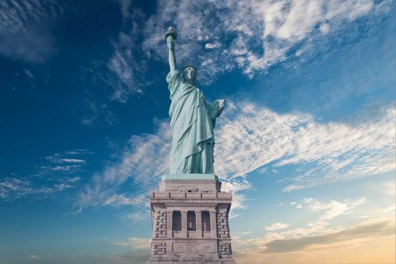 Legalisierung von Marihuana in Amerika (Blick auf die Freiheitsstatue)