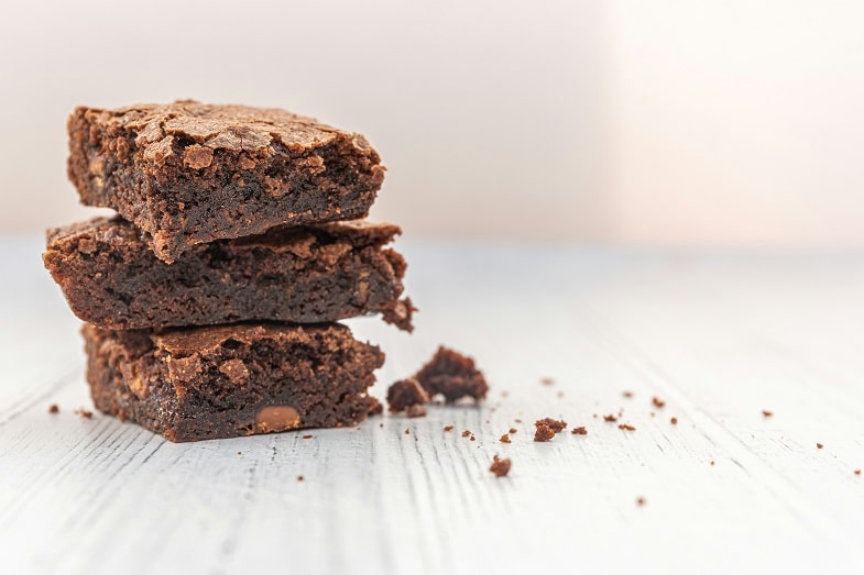 einen Marihuana-Brownie
